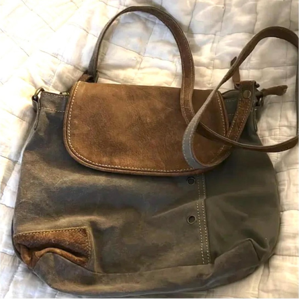 Myrna Crossbody Bag